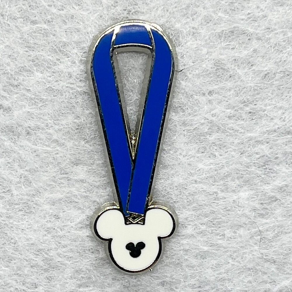 🔮 5/$25 Disney Blue Mickey Lanyard Pin - Picture 1 of 2